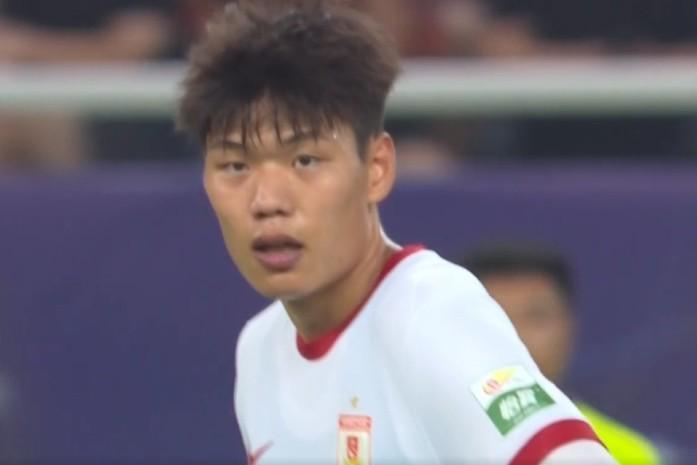 开云APP-李平康：贺一然加盟泰山基本差不多了，玄智健基本不可能了